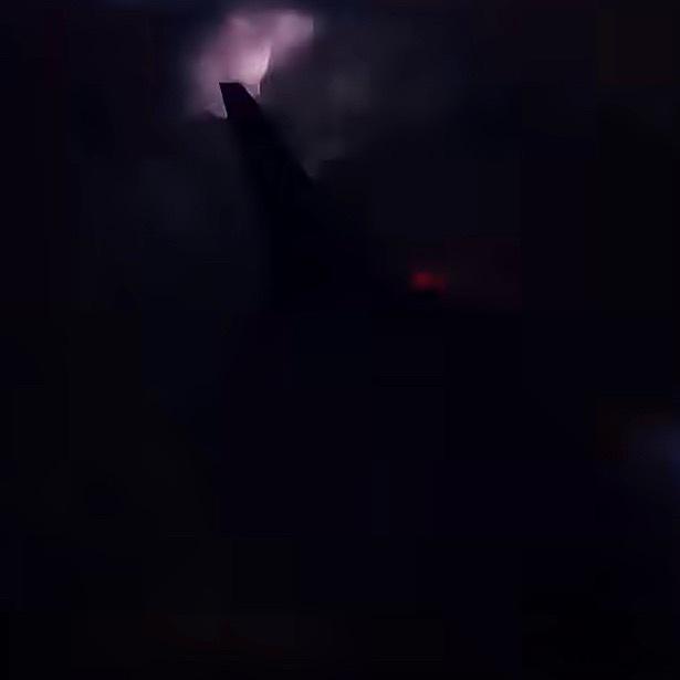 北京雷电交加求不要再下牛马雨了