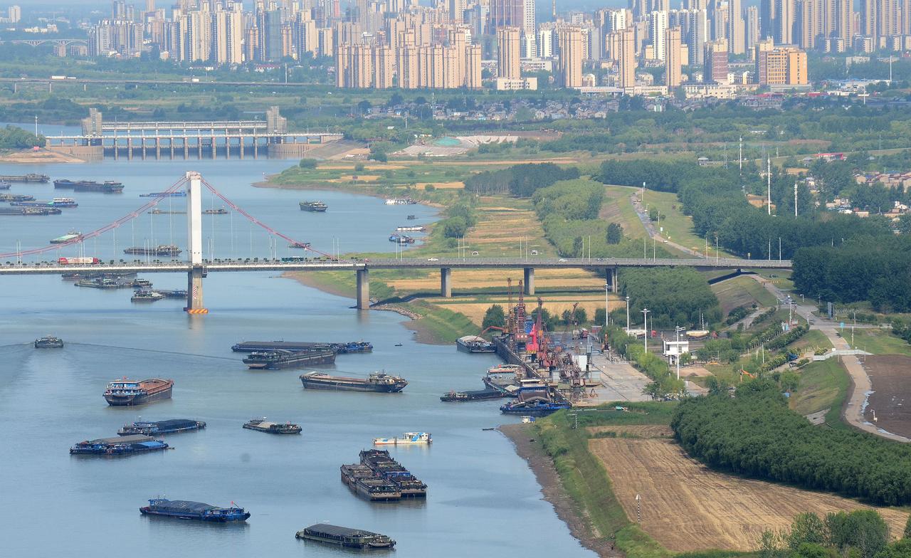 这篇文章是我见到过的最好的文章，是一篇学术水准高和实战应用强的最具有前瞻性的文章