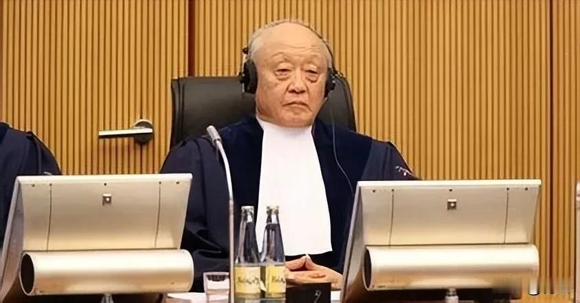 7月12日，日本外相茂木敏充罔顾事实，代表日本政府在涉及菲律宾“南海仲裁案”十周
