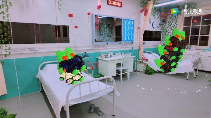 刘宇宁张凌赫丁程鑫周柯宇太暧昧了 看开始推理吧直接被这四人片段整懵，四个大高个挤