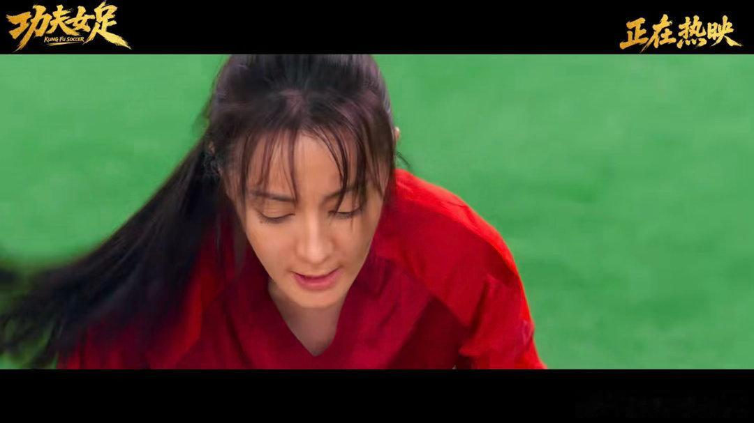 张小斐迪丽热巴想你在心口难开 看《功夫女足》真的会被双双和钰珑的感情戳到流泪。她