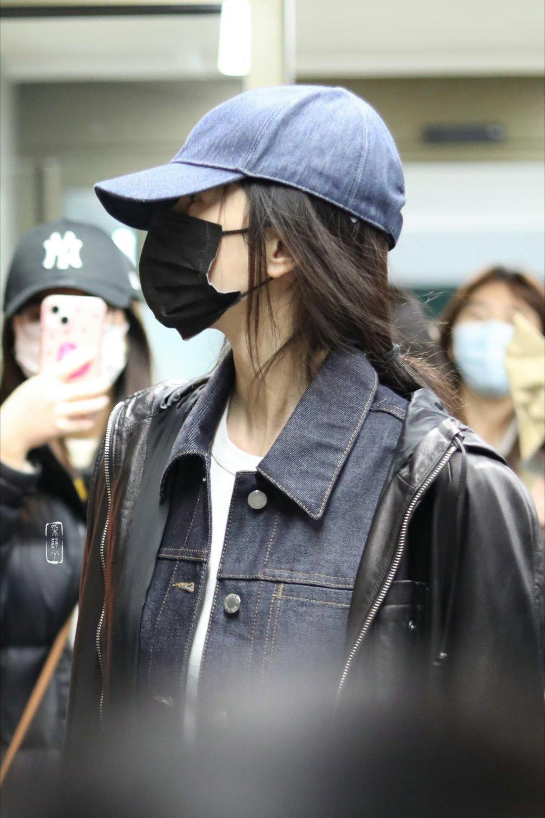 杨幂演历史剧吃瓜不信瓜 杨幂演的作品那可多多了，一切只信官宣 无论演什么角色都超