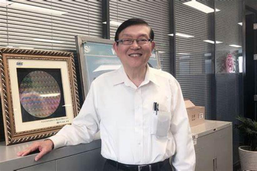 “以做中国人为荣！”为去大陆发展芯片，他不要钱，不要股，退出台湾籍，“芯片之父”