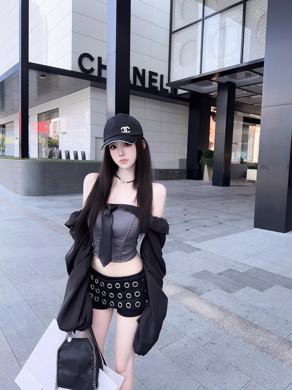 潮人必备，穿搭氛围两不误！