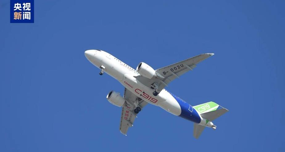 C919高原型首飞成功！国产大飞机征服“世界屋脊”的硬核突破🔥

7月29日，
