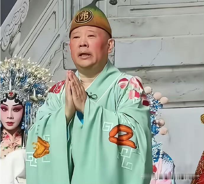 啊？
竟有人质疑说上纲上线？
关于郭德纲篡改红歌武汉文旅立案！这事有网友呼：啊？