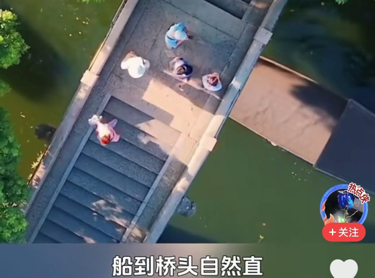 刘震云的“一句顶一万句”:事缓则圆。
