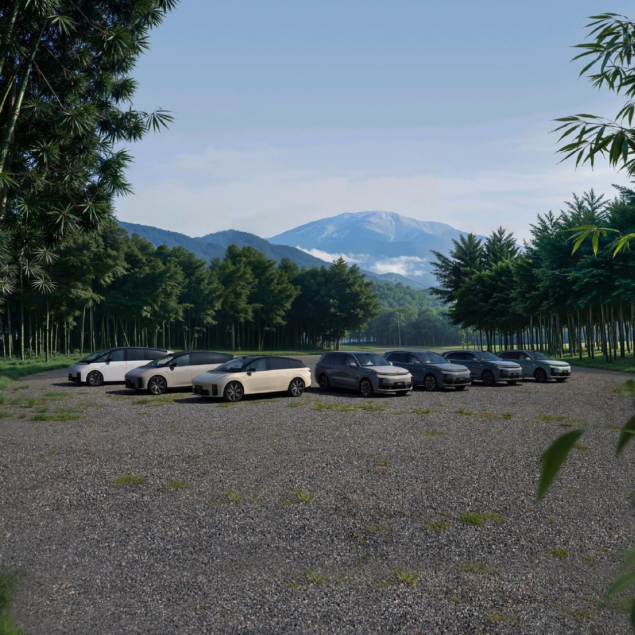 理想汽车2025年Q3财报发布：
1. 财务：营收274亿元，前三季度835亿元