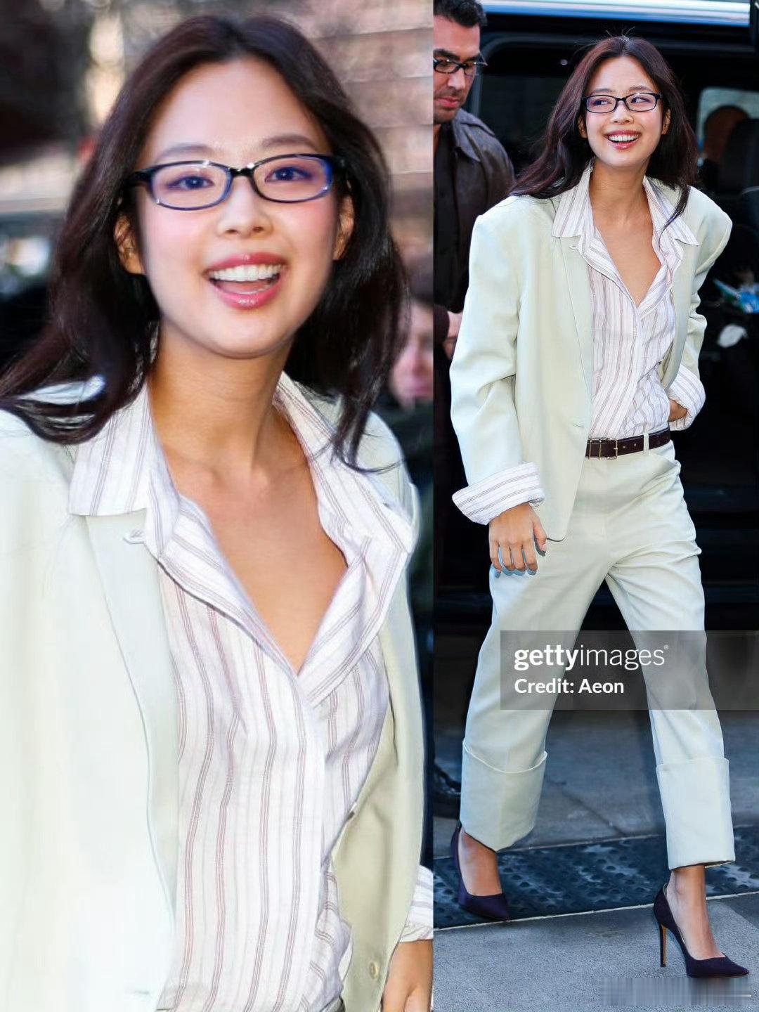  Jennie纽约时装周生图Jennie黑框眼镜Jennie黑框眼镜 气场两米八