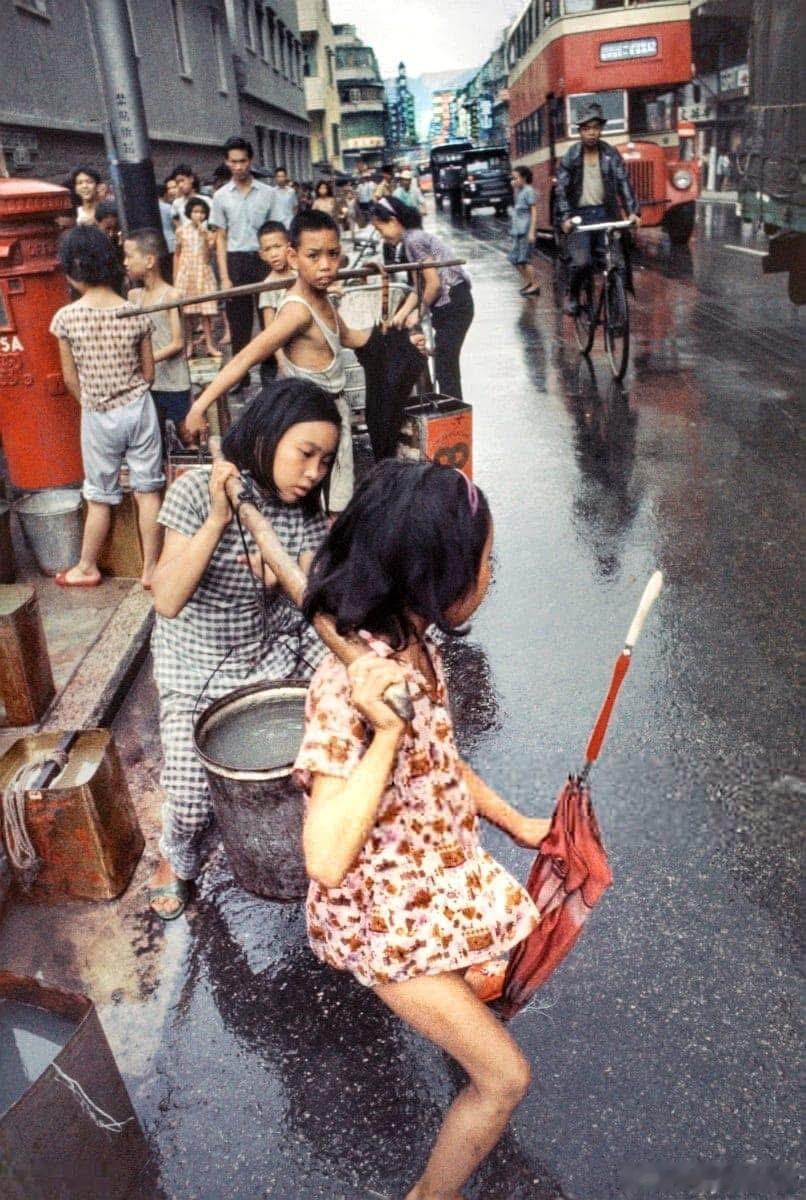 1963年，香港制水 