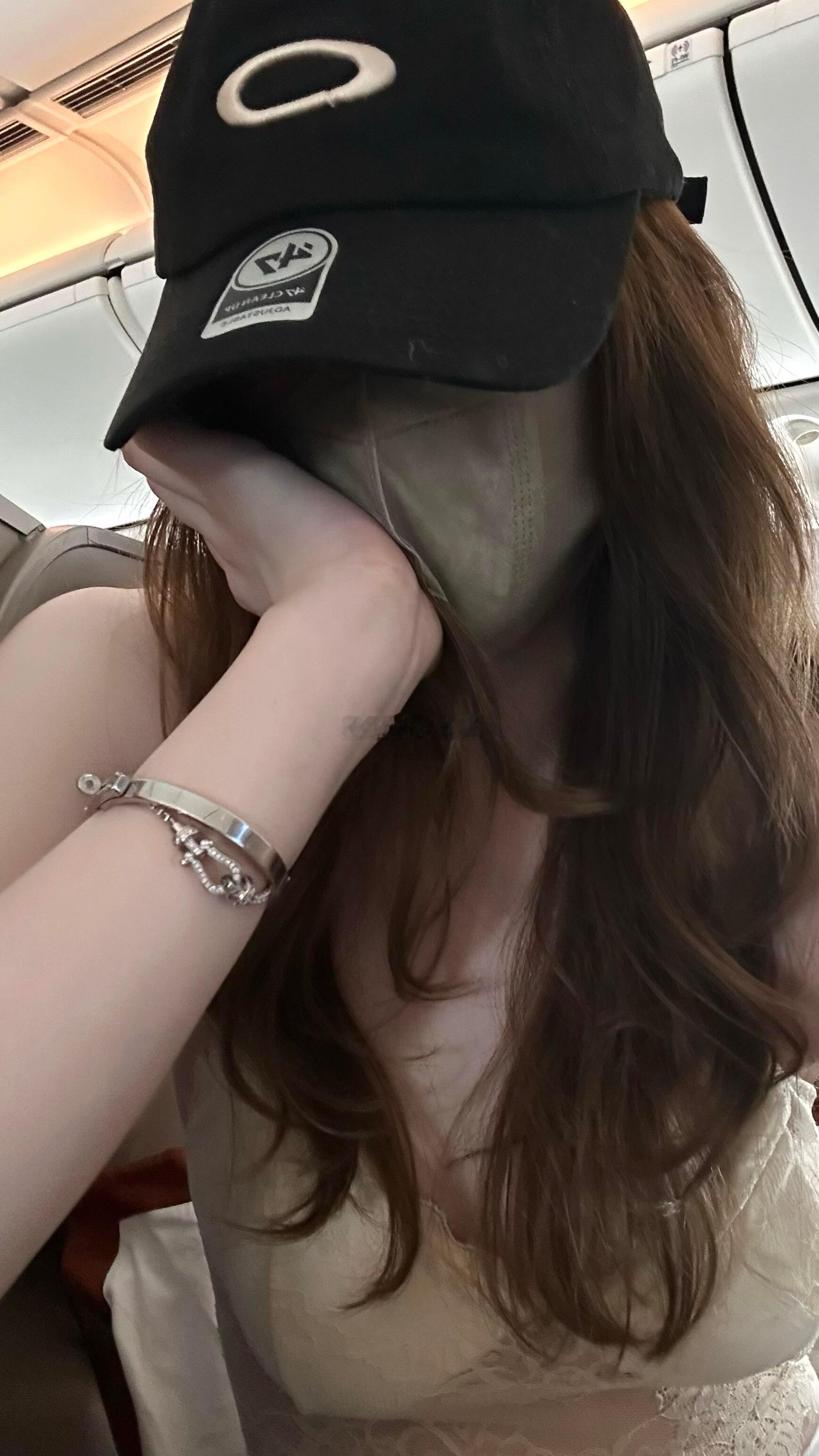 突然发现朋友月薪五万就欠欠的，这个标题也欠欠的！互粉 合肥·骆岗公园