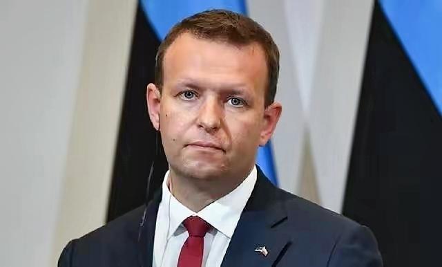 就问中国怕不怕？强大的爱沙尼亚向中国发出最后通牒，让中国必须在爱沙尼亚和俄罗斯之