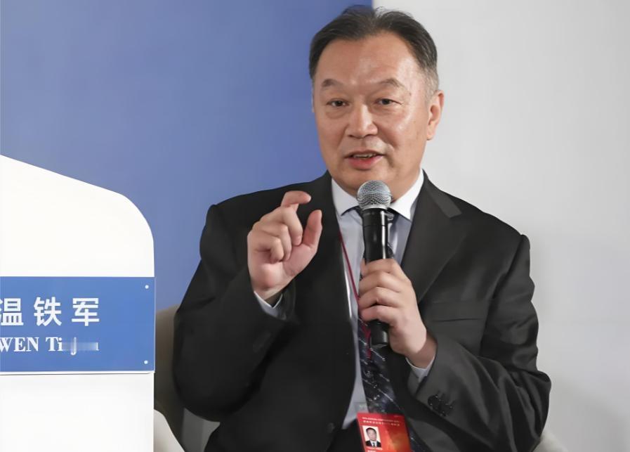 [中国赞]温铁军教授：我现在已经有很多帽子戴上了，给我扣帽子的大部分是官员和学者