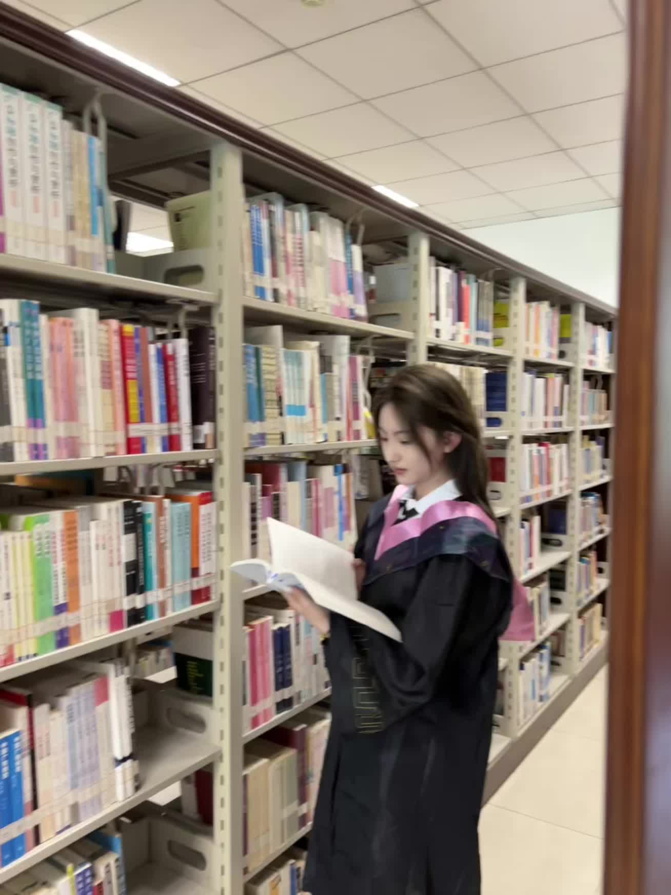 人无法同时拥有青春和对青春的感受