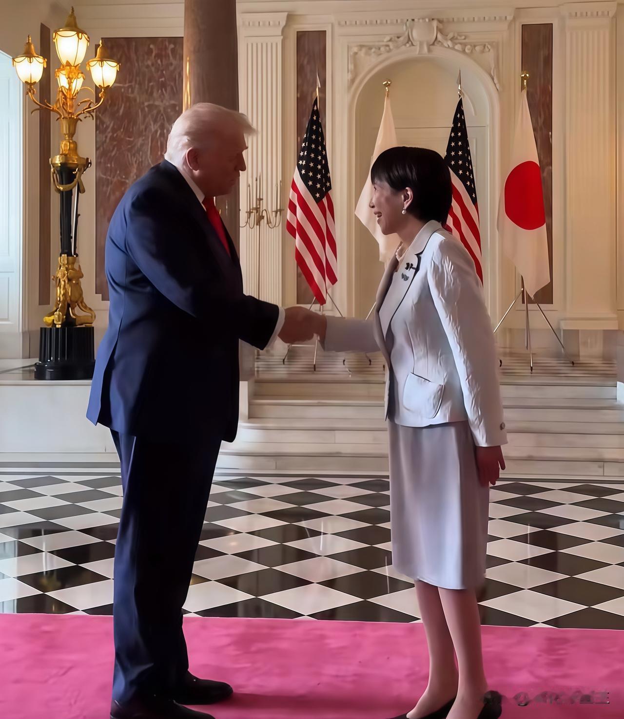 日本最怕的来了
1月6日，中方依法发布出口管制公告，禁止所有两用物项对日本军事用