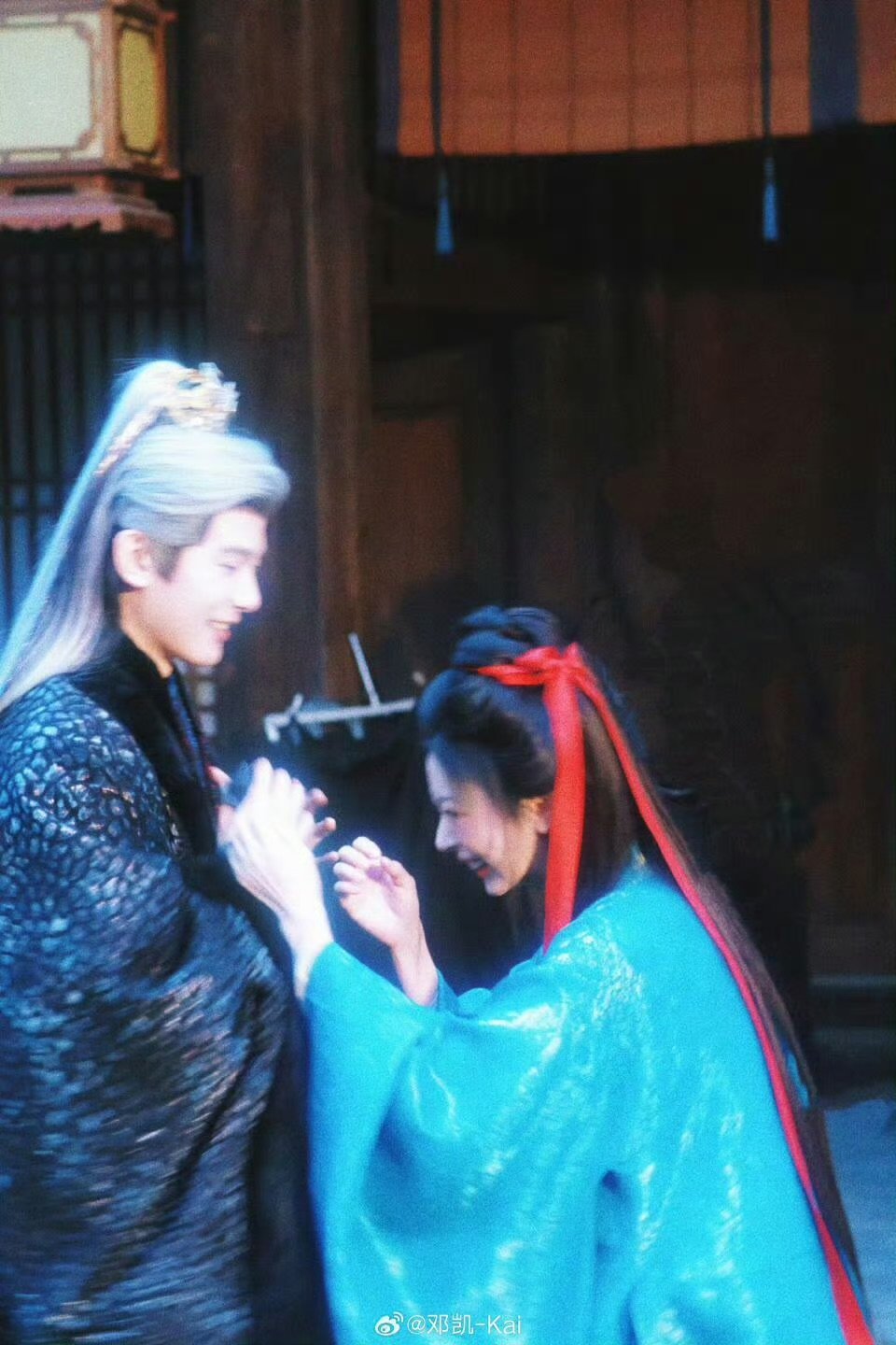 又磕上一对副CP谁懂逐玉副cp人设的含金量 纯恨夫妇才是王道！邓凯孔雪儿眼神拉丝