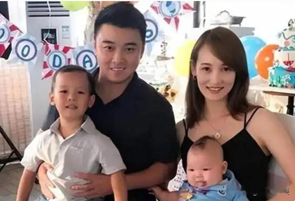 骂王皓的三名网友被行政拘留了，太大快人心了。
10月10日，北京石景山分局发布警