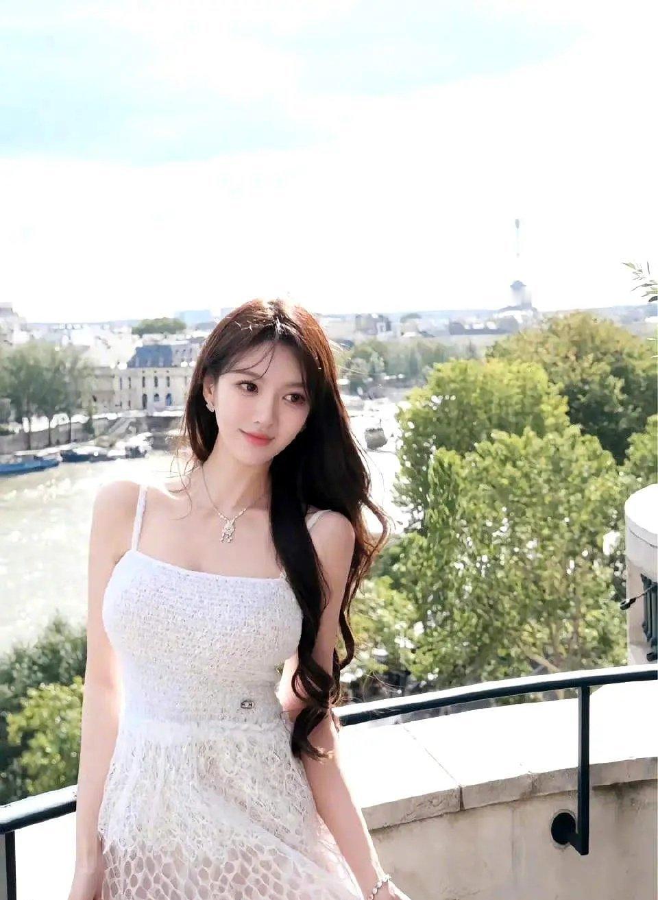 叶珂真的比不上baby万分之一 ​​​