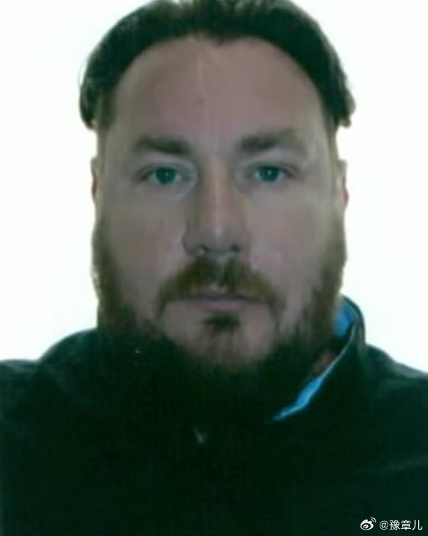 俄罗斯联邦调查局曝光了英国间谍一名在英国驻莫斯科大使馆卧底工作的英国情报人员被剥