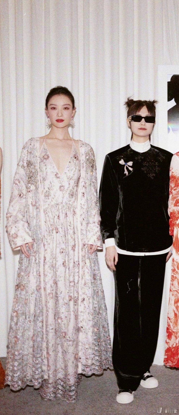 李宇春倪妮二搭李宇春倪妮时隔11年二搭这种老友重逢一起奔赴远方的综艺，光是概念就