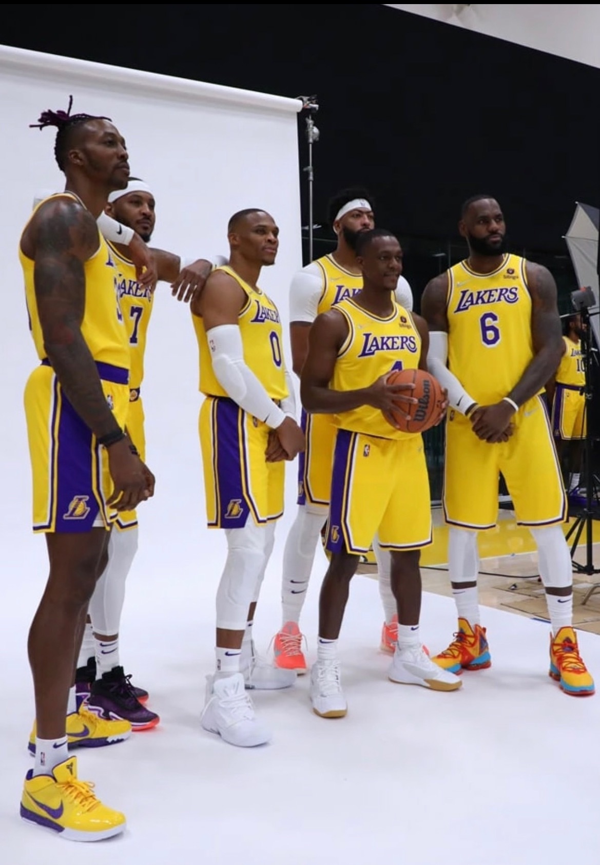 四年前的今天！NBA媒体日湖人媒体日 ​​​