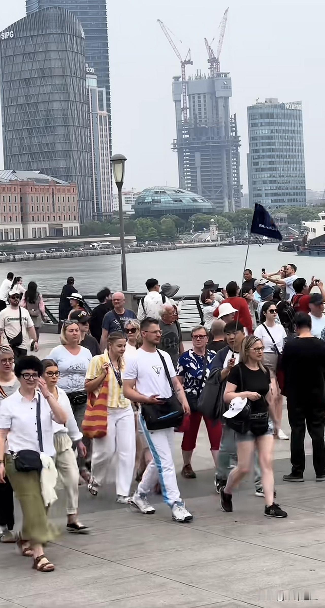【修行笔记】漠视唯道主义，枷锁代代相承

世间众生奔走浮沉，多困于代代相传的执念