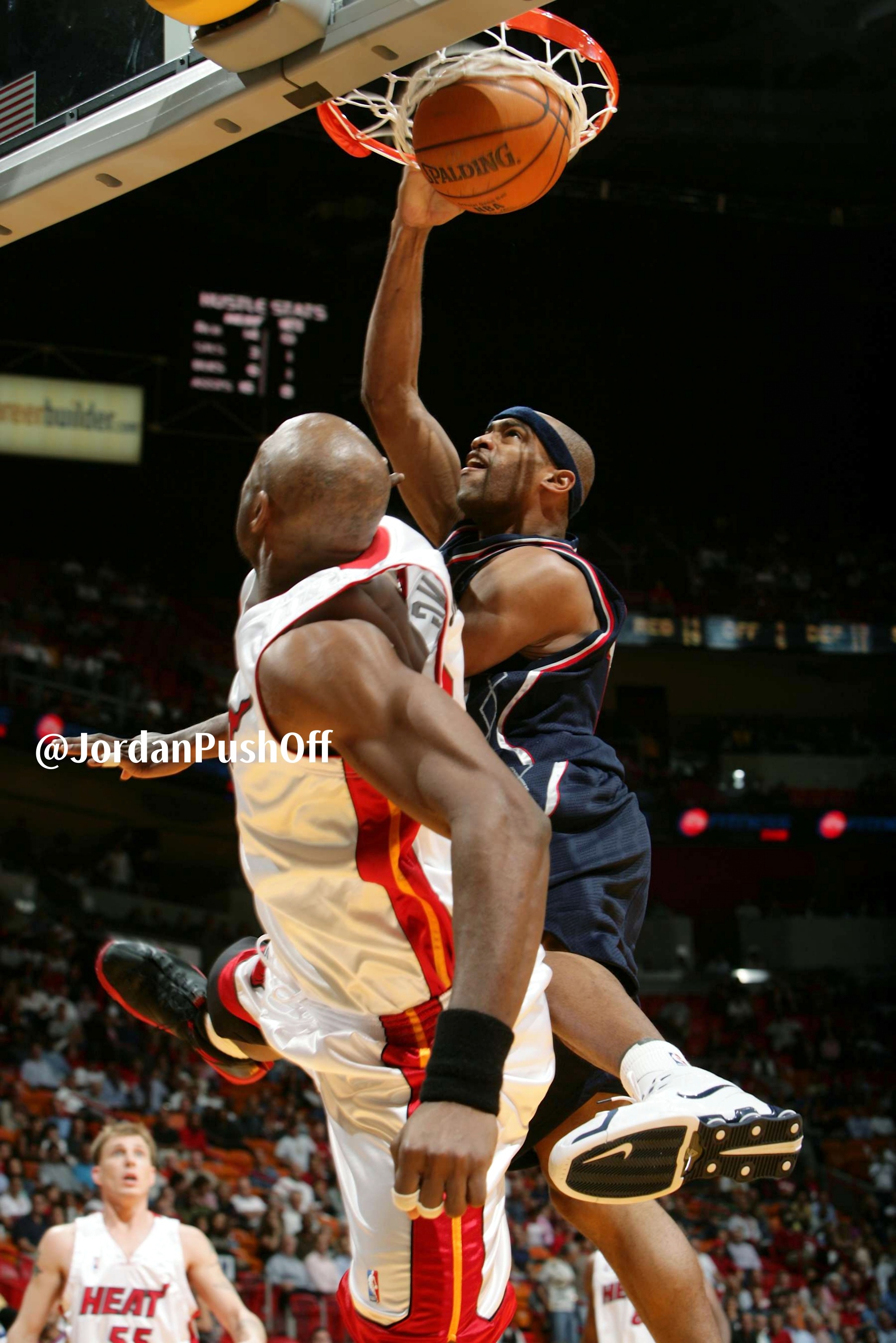 Vince Carter 2005nba文斯卡特阿朗佐莫宁