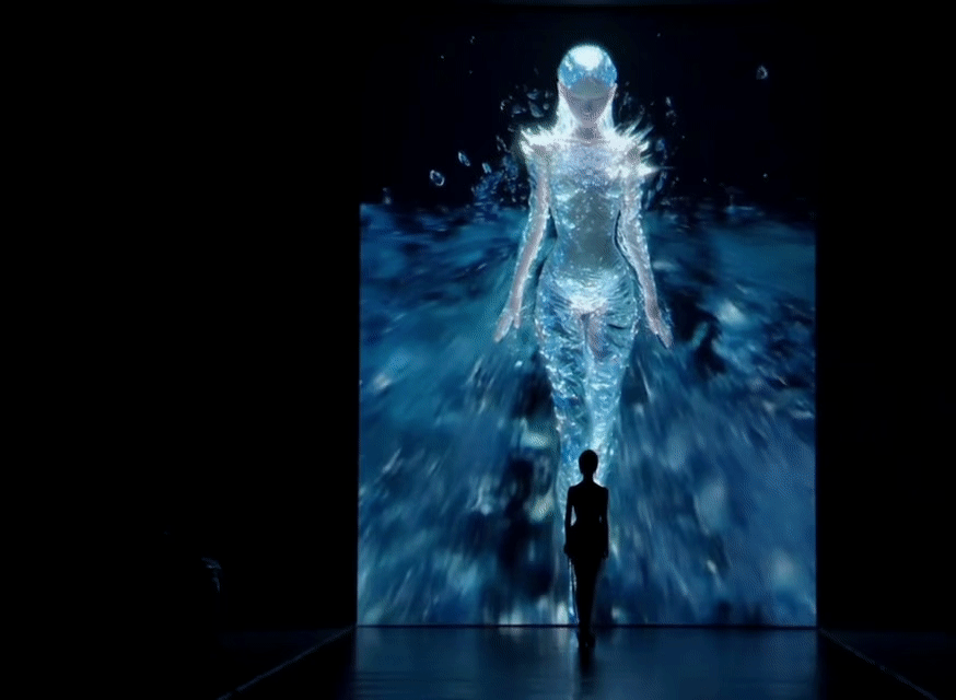 陈都灵像水一样的可塑性 陈都灵红毯的“水元素”概念太神了！AI生成的水形态“An