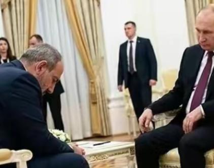 “成人之间的分手”，帕希尼扬这次来莫斯科，说白了就是找普京“复合”的，但是普京并