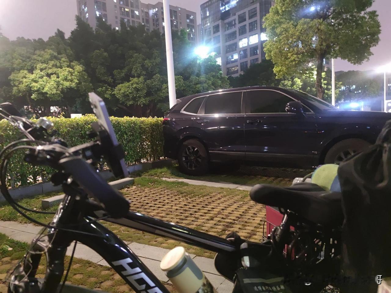 还是室外舒服，好想找个伴一起露营，在室外睡觉就是舒服，空气太舒服了。
     