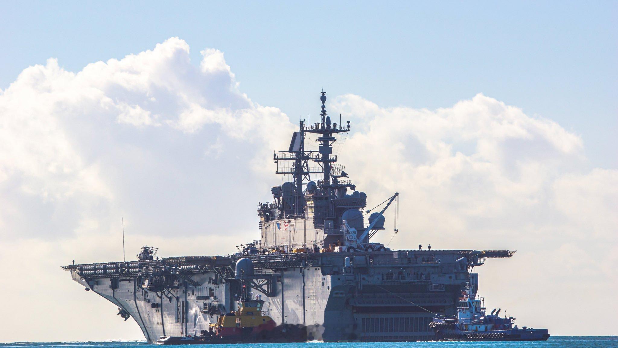 每天认识一件兵器烽火问鼎计划 2025 年 12 月 18 日，美国海军“硫磺岛