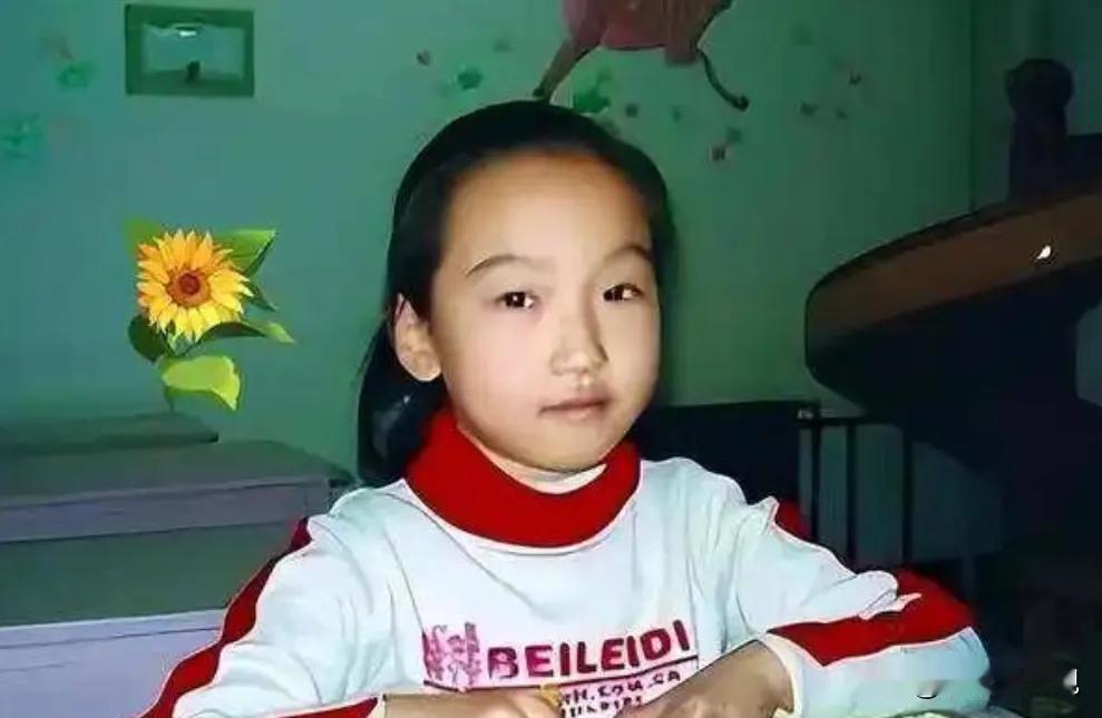 2007年，内蒙古，一个年仅6岁的女孩，竟然被特种部队破格应召入伍，原因是：这个