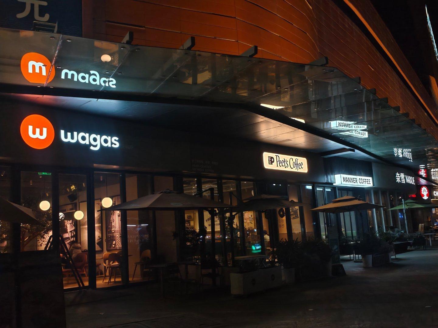 这三家咖啡店放在一起，你觉得对应的新能源中的哪三个品牌呢？日常分享