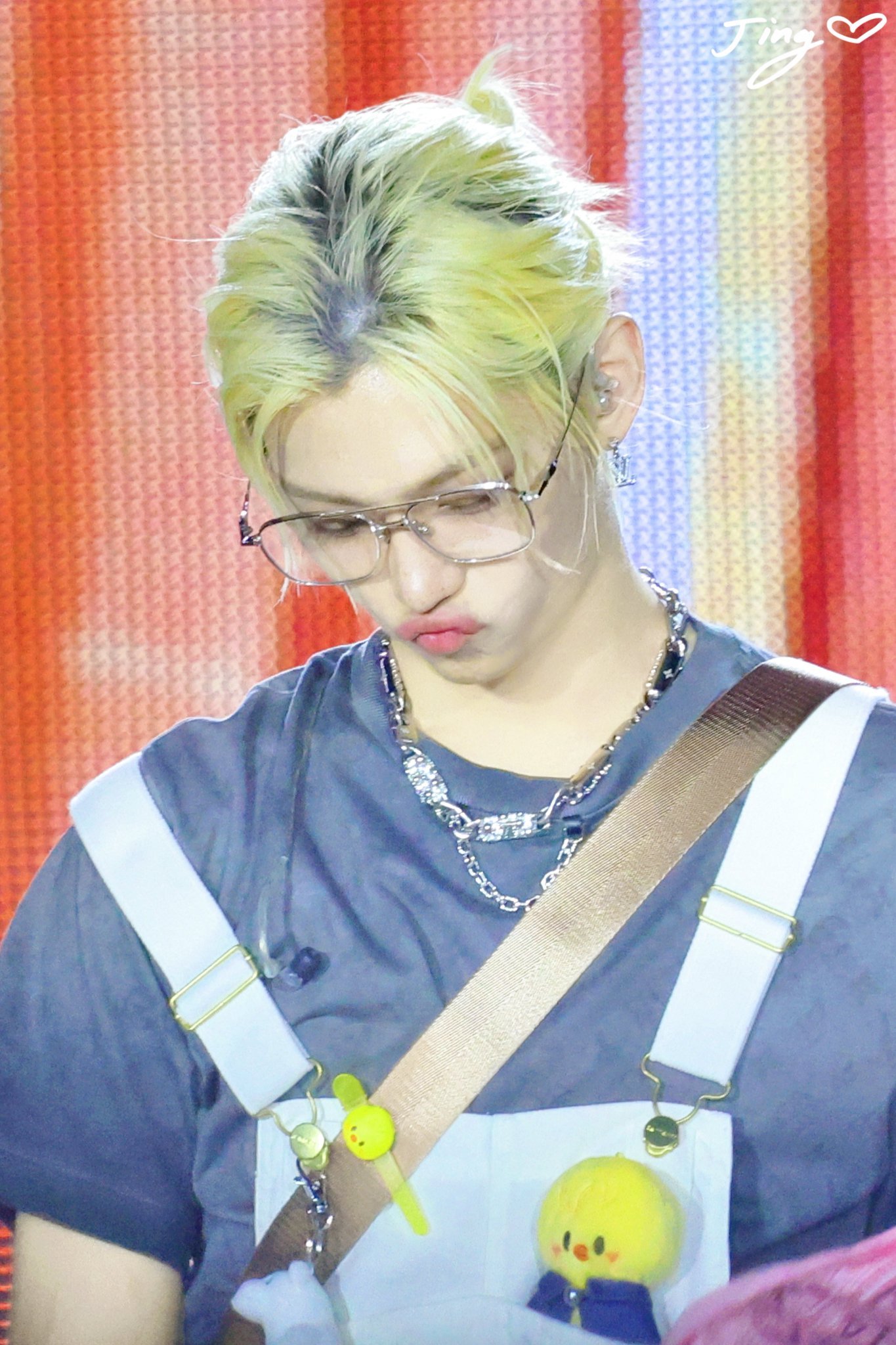 (｡•ˇ‸ˇ•｡) ​​​
