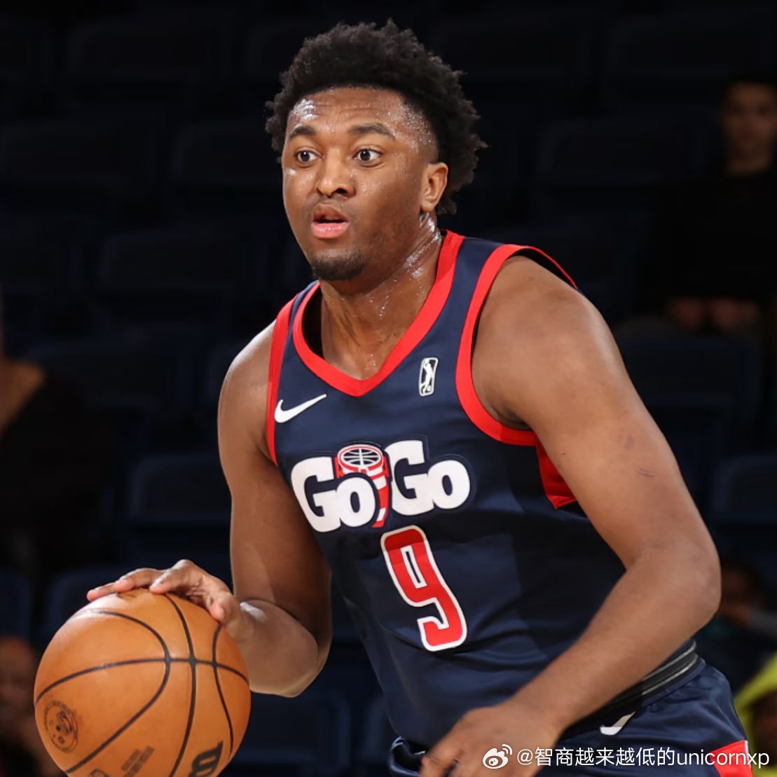 25岁的Kyree Walker已获得NCAA资格批准，未来几天将宣布择校决定N