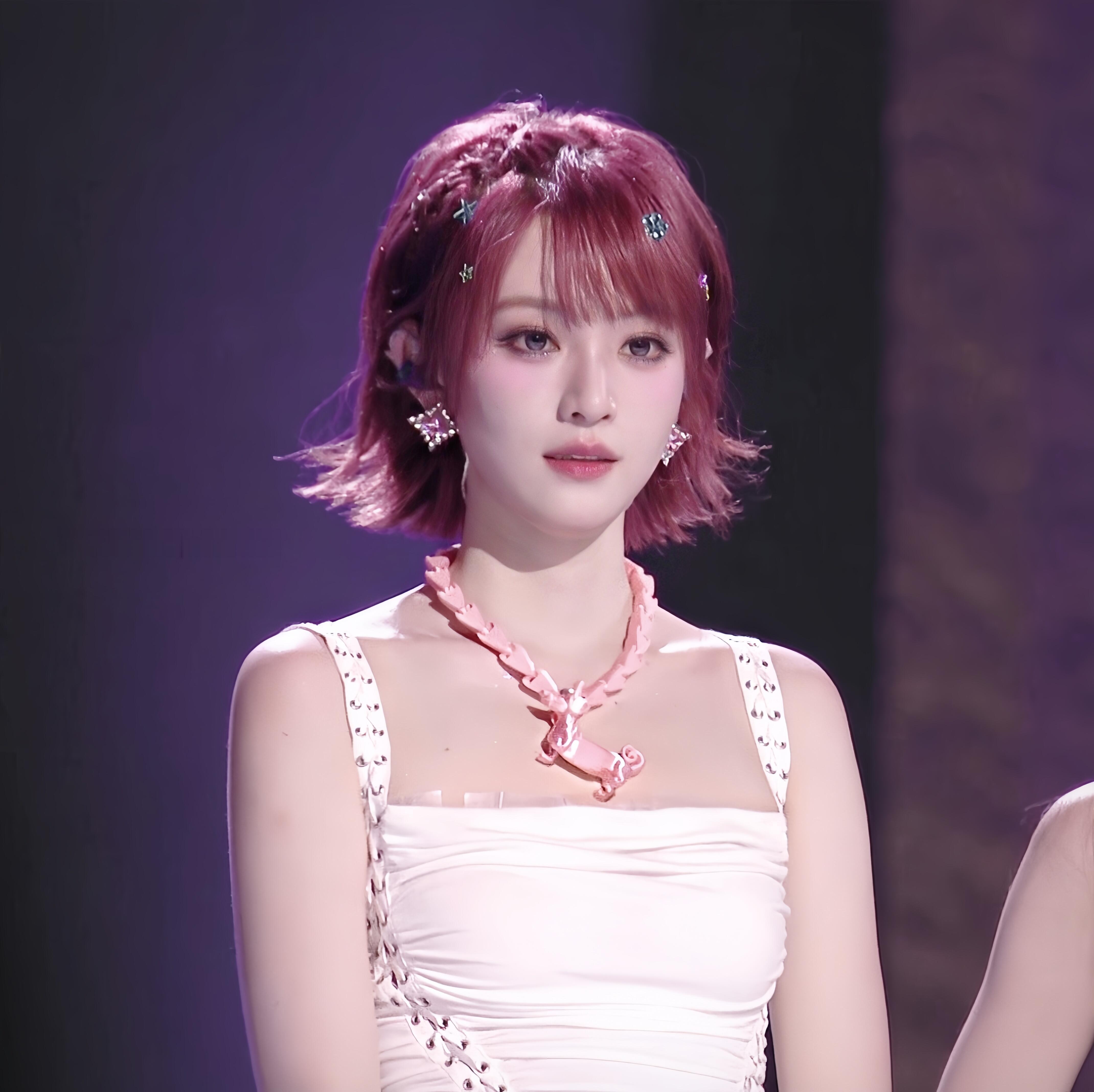 黄灿灿一公发言太可爱了 “我以前看别人哭觉得不至于，轮到自己才知道多至于”——黄