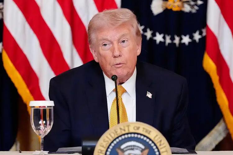 当地时间3月17日，美国总统特朗普当日在白宫再次表达了他本人对北约的不满。特朗普