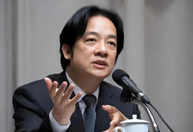 台独分子赖清德正式宣布，

1月22日，赖清德站上讲台，神情格外自信。他宣布台美