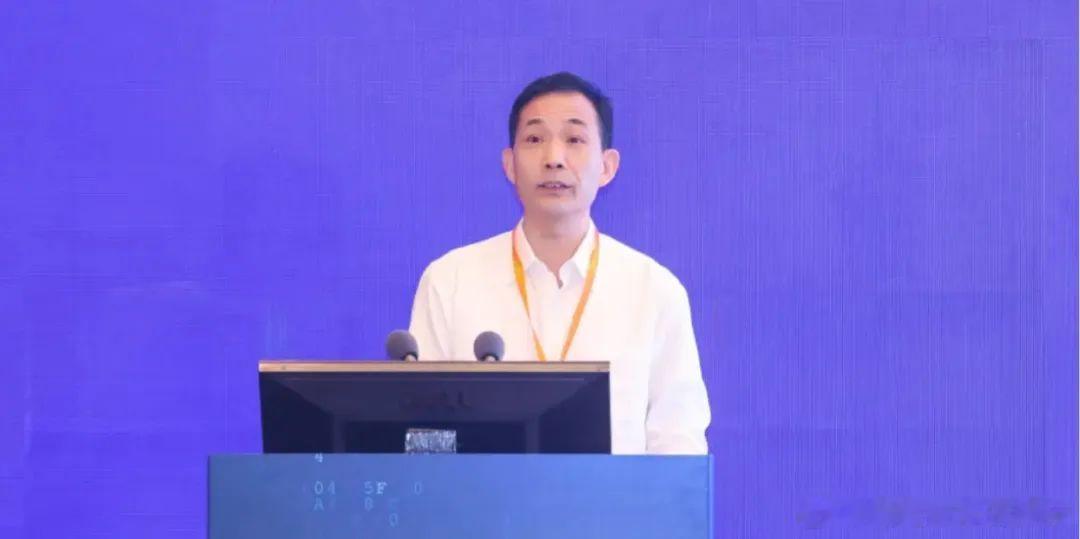 中国联合网络通信集团有限公司党组成员、副总经理曹兴信涉嫌严重违纪违法，目前正接受