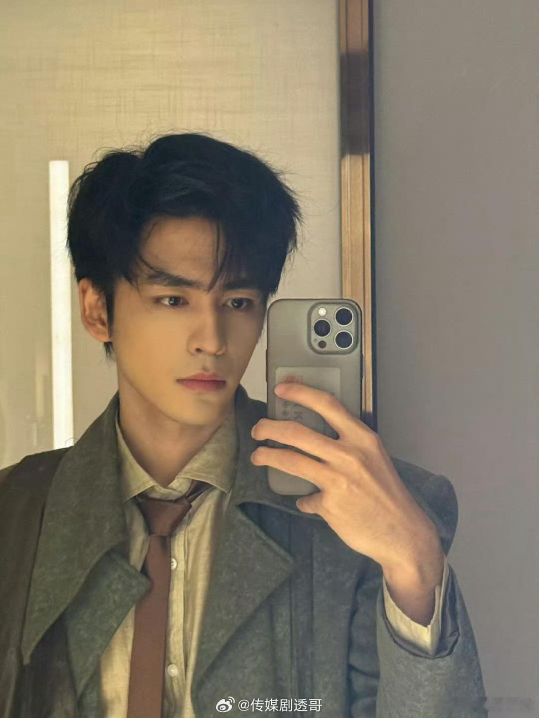 网传张卓尔飞行《亲爱的客栈》，夺亚之后首档S+综艺，欢迎～ 亲爱的客栈