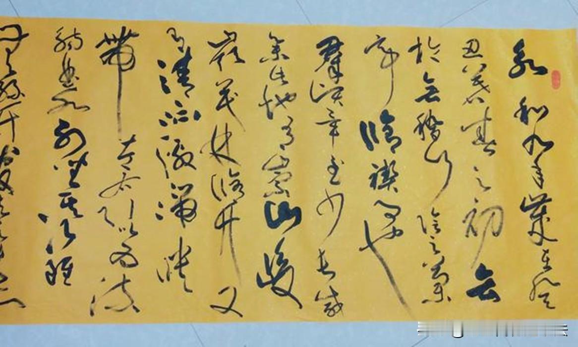 
草书《兰亭序》犹如一股清流，流淌在华夏文化的长河中，熠熠生辉。它以飘逸的笔触，