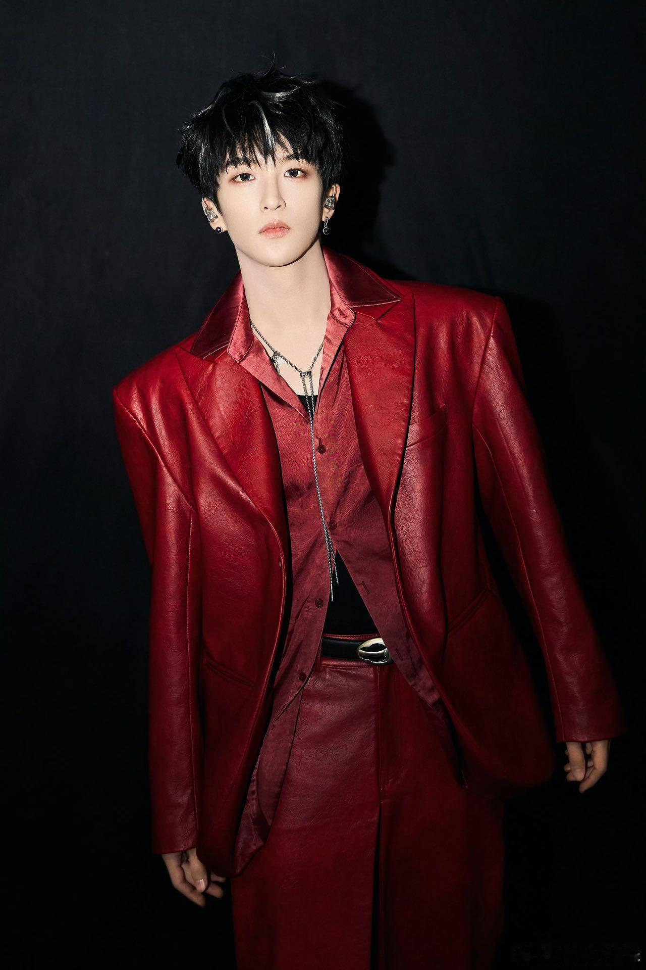 黄子弘凡长沙演唱会 长沙站圆满落幕！「除了快乐禁止入内」的约定超甜！舞台上活力满