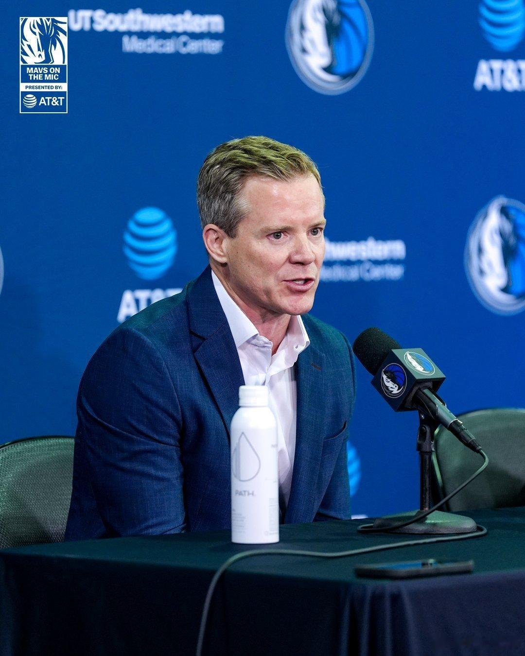 MFFL 梅接受采访。“我们有两个目标。第一个是让比赛打得好看。另一个是确保我们