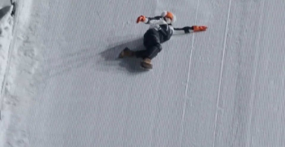 王鹤棣非常难忘的一次生日体验王鹤棣生日选择攀登，用脚步征服高度。登顶瞬间，仿佛全