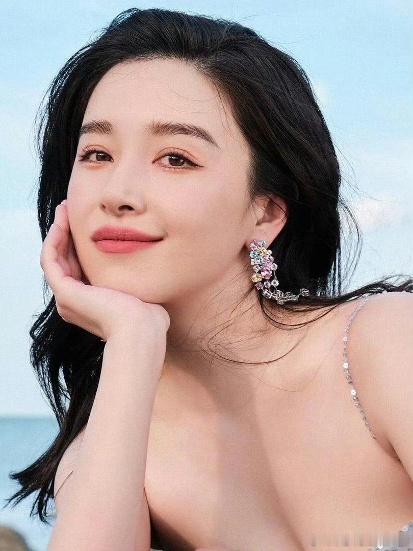 阚清子是讨好型人格看完舞台真的破防了😭，阚清子习惯性优先考虑他人，连喘息都在照