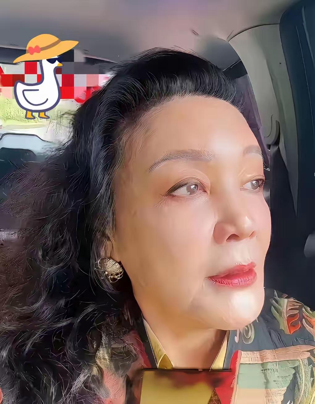 母子关系谁凶谁外人别添乱了，兰姐啊，边界感很重要，疼自己很重要。呼吁天下女性对家