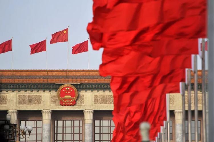 2026年了，为什么国家突然要再扫一年黑?因为有种"不动刀的鬼”。
 
深化扫黑