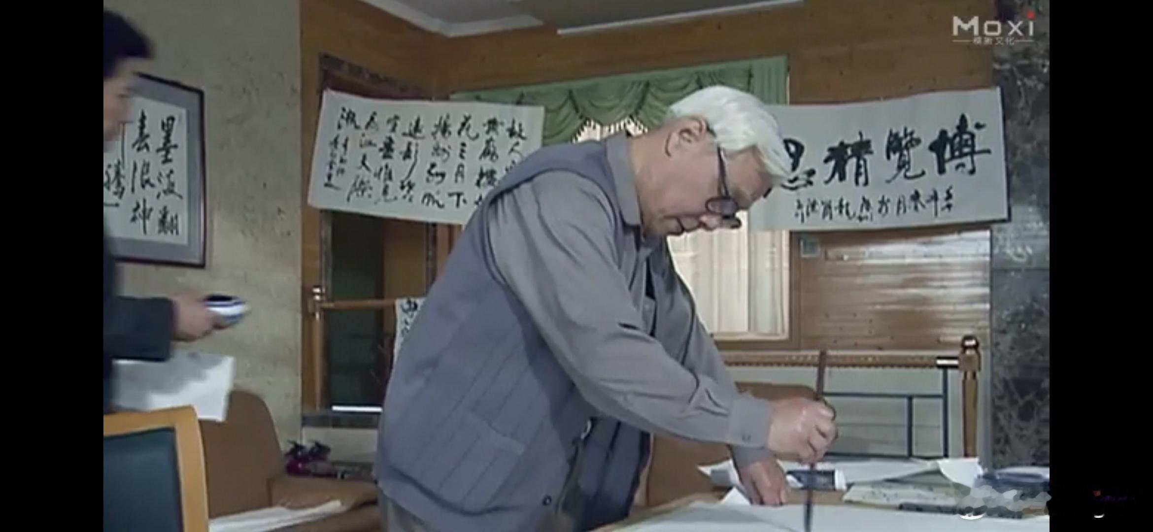 李仁堂在周梅森原作并编剧的电视剧绝对权力 中出演了高级干部，至少出镜二三十分钟，