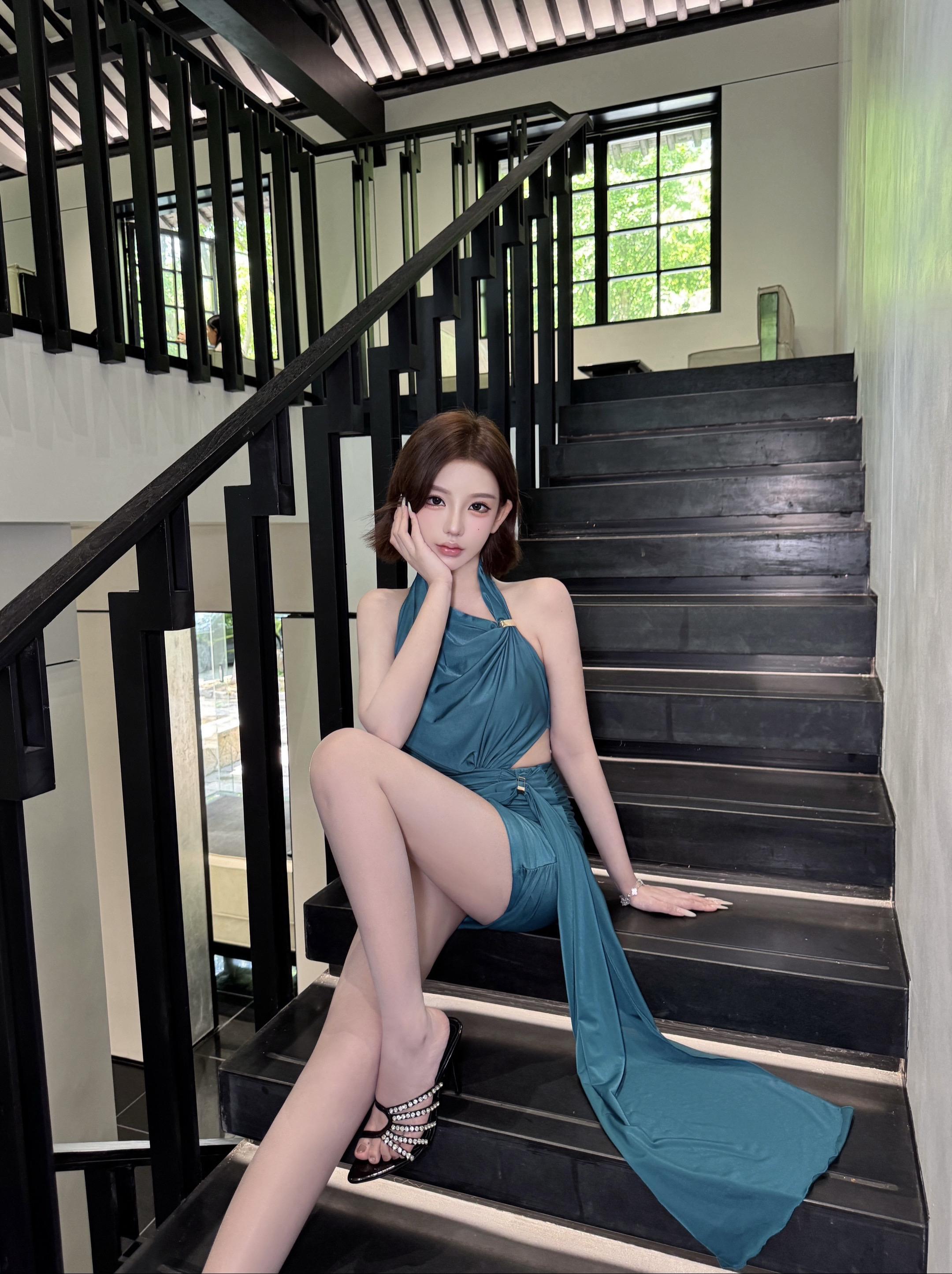 你跪下 我求你点事呗