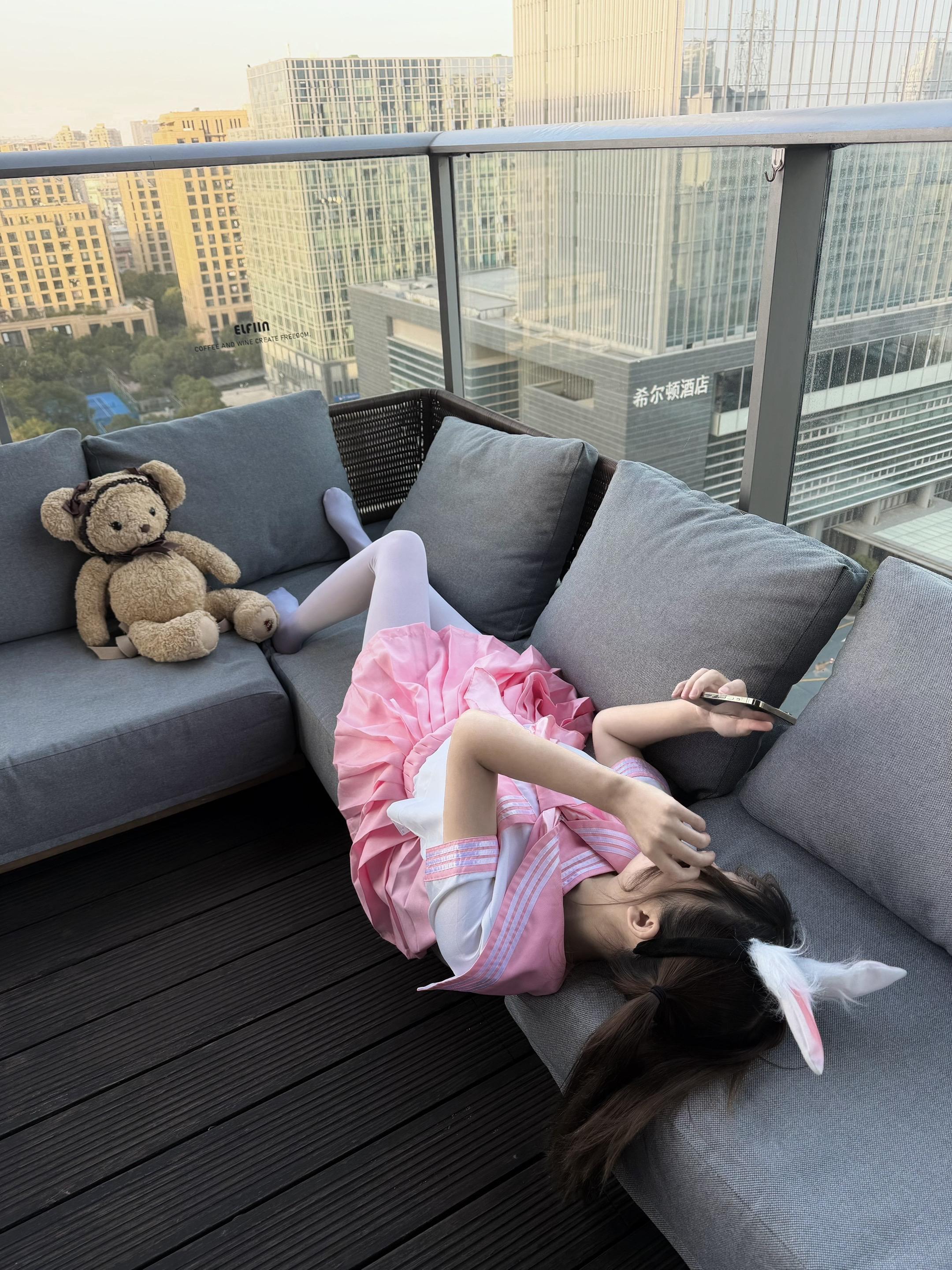 我人生唯一值得回头的就是回头看看我一个人走了多远...